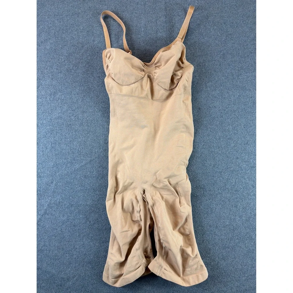 SKIMS Shapewear Bodysuit Women L/XL Tan Seamless Sculpting‎ Mid-Thigh Bodysuit